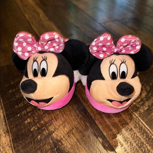 Disney Other - Disney Minnie Mouse Pink and Black Kids Slippers